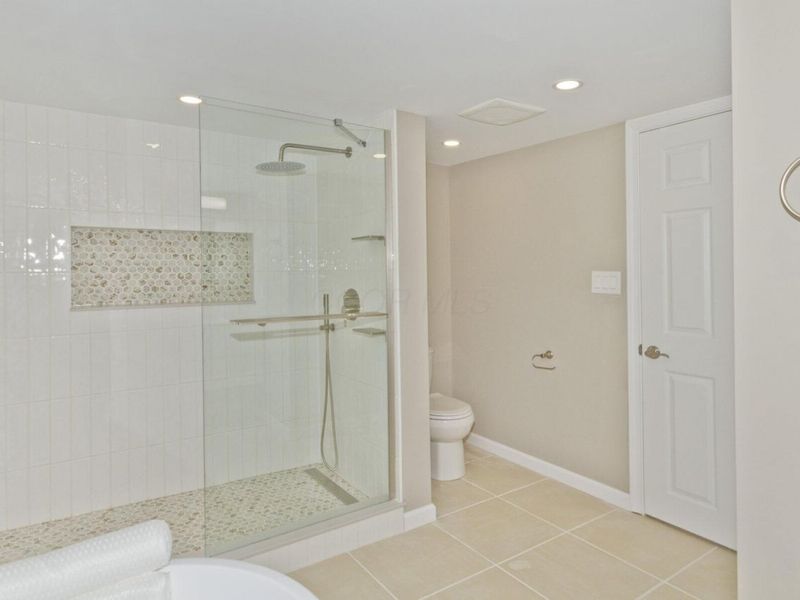 205 N Gould Road , Columbus, OH 43209 Photo 34