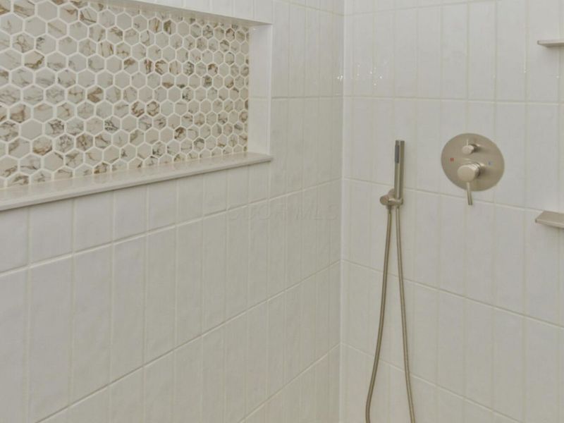 205 N Gould Road , Columbus, OH 43209 Photo 35