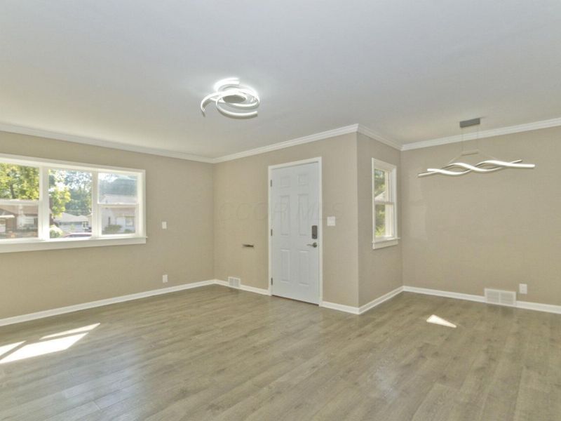 205 N Gould Road , Columbus, OH 43209 Photo 4