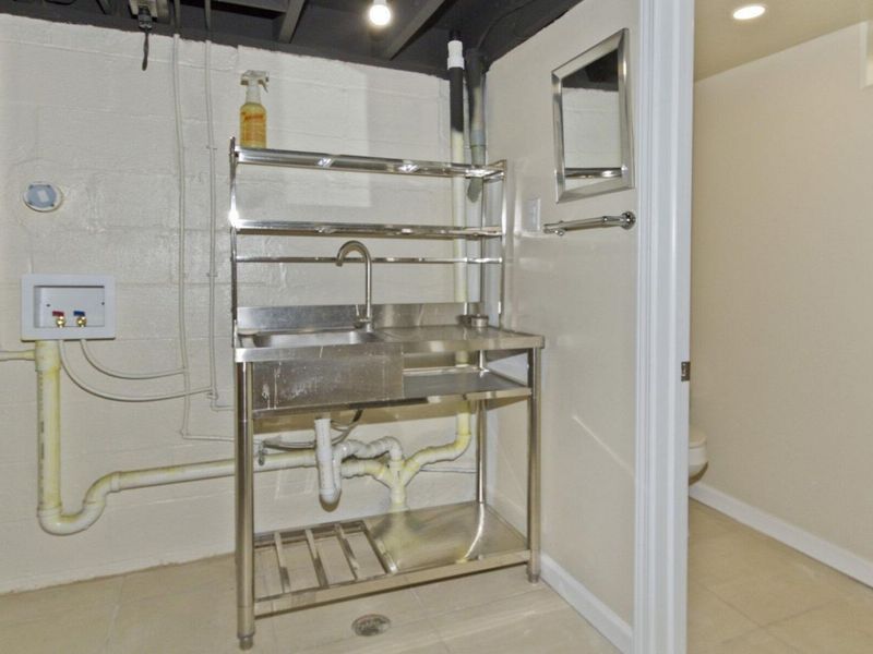 205 N Gould Road , Columbus, OH 43209 Photo 46