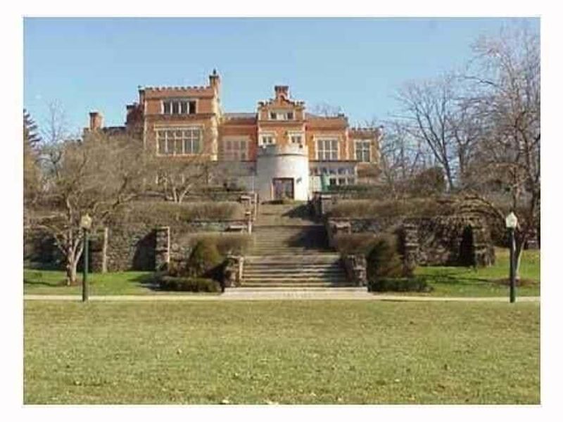 205 N Gould Road , Columbus, OH 43209 Photo 57