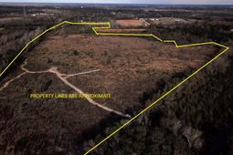 00 Hampton Avenue photo 4