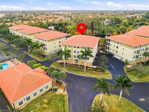 10041 Lake Cove DR, Unit 202, FORT MYERS, FL 33908