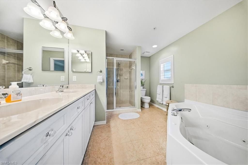 10041 Lake Cove Dr, Unit 202, Fort Myers, FL 33908 Photo