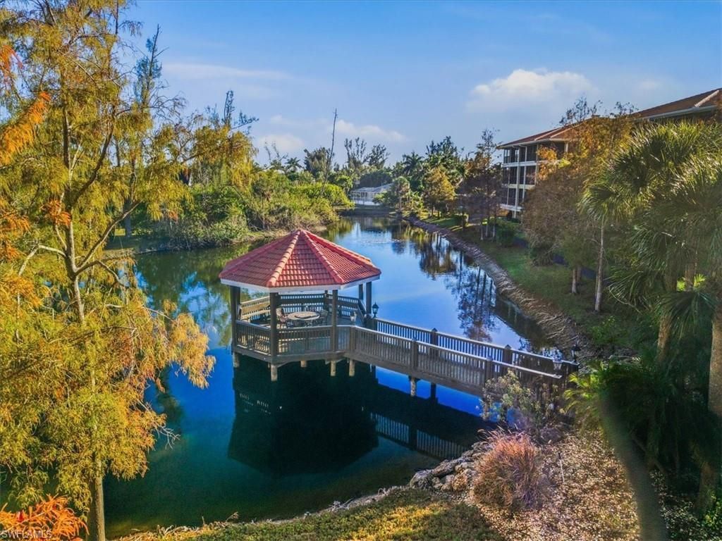 10041 Lake Cove Dr, Unit 202, Fort Myers, FL 33908 Photo