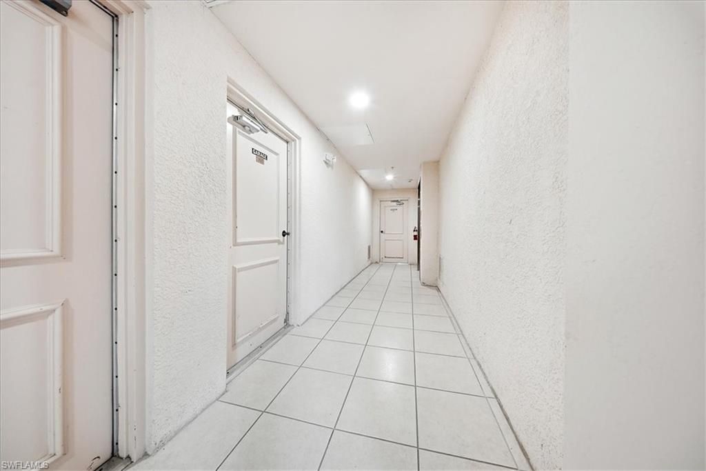 10041 Lake Cove Dr, Unit 202, Fort Myers, FL 33908 Photo