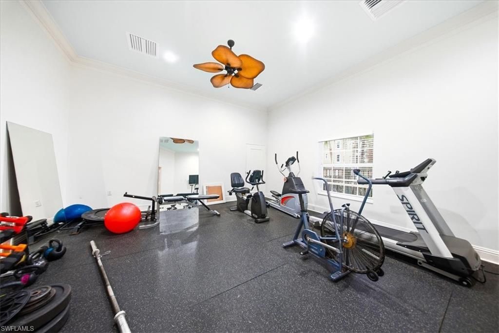 10041 Lake Cove Dr, Unit 202, Fort Myers, FL 33908 Photo