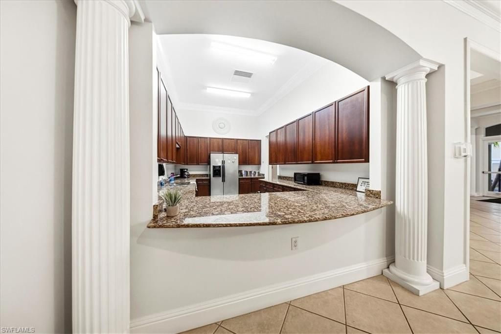 10041 Lake Cove Dr, Unit 202, Fort Myers, FL 33908 Photo