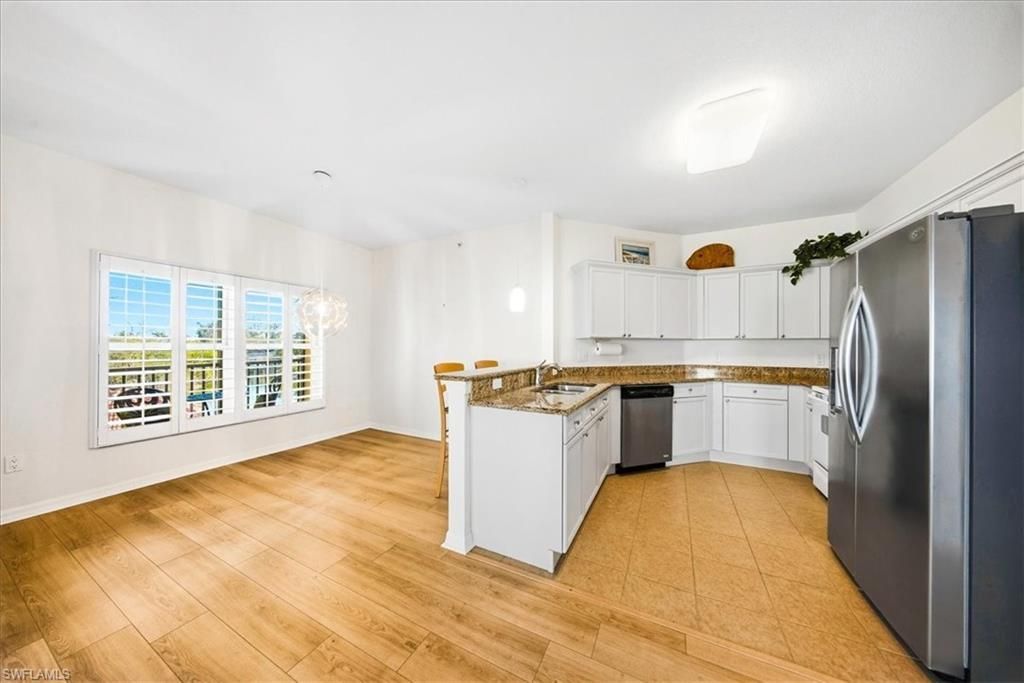 10041 Lake Cove Dr, Unit 202, Fort Myers, FL 33908 Photo