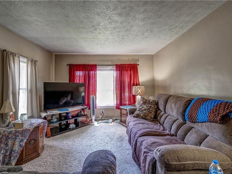 2309 43rd Street NW, Canton, OH 44709 Photo 4