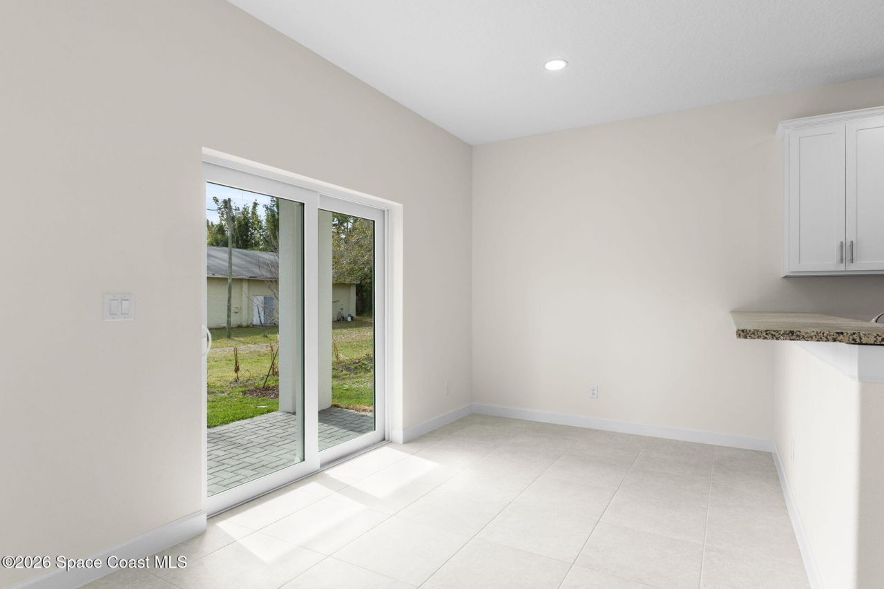 193 Dayton Boulevard, Melbourne Village, FL 32904 Photo