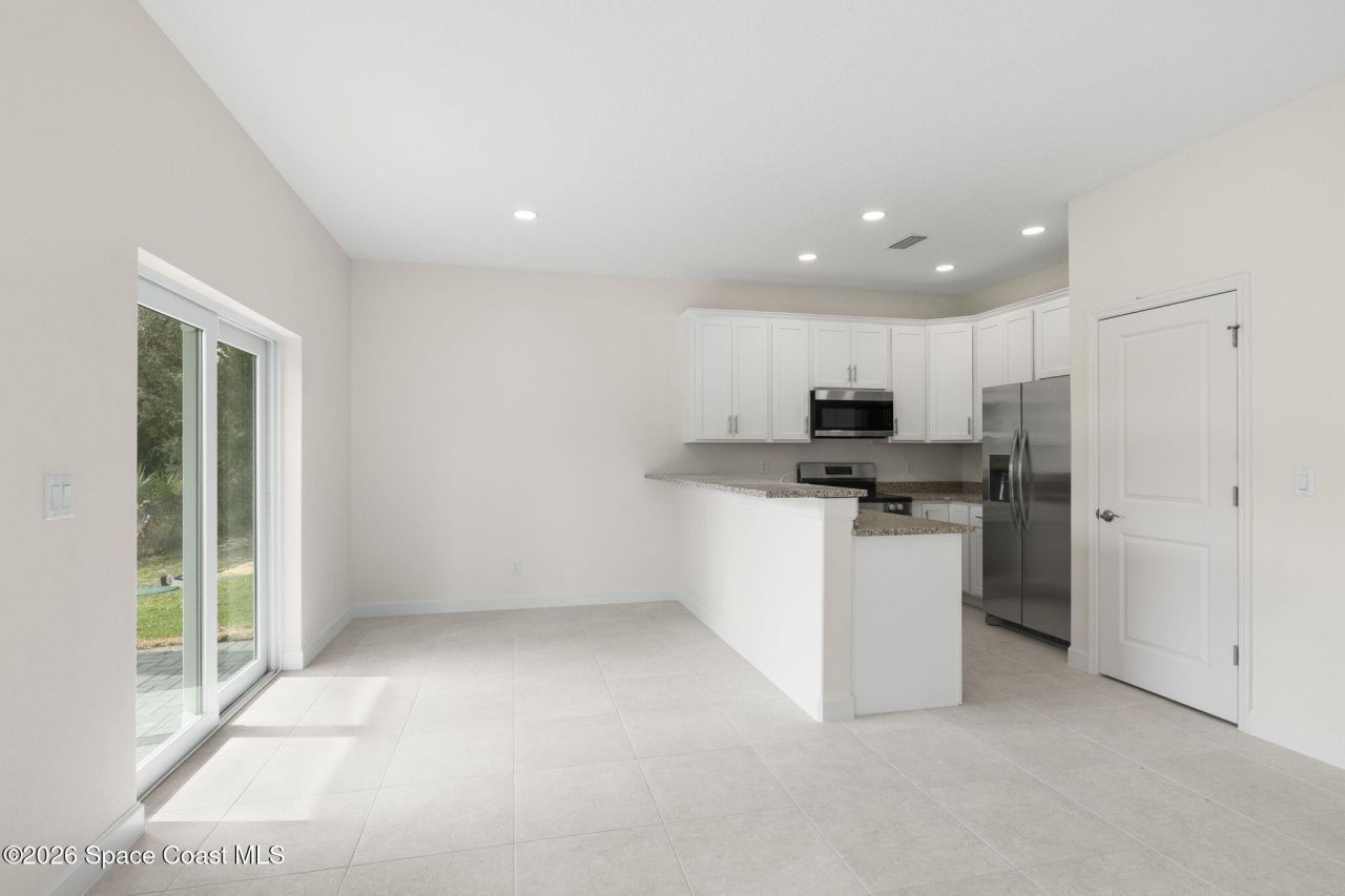 193 Dayton Boulevard, Melbourne Village, FL 32904 Photo