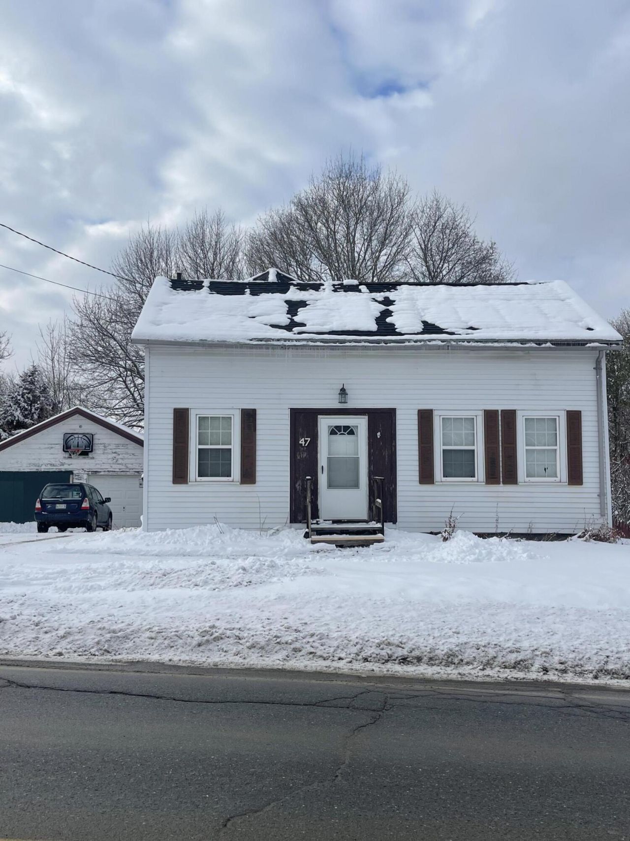 47 Enfield Road, Lincoln, ME 04457 Main Photo