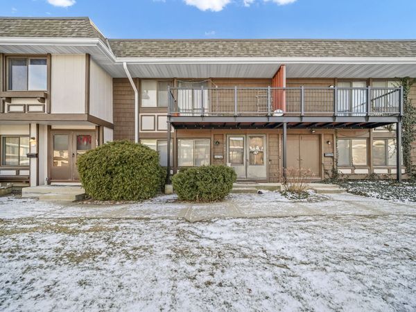 1269 Court D, Hanover Park, IL 60133