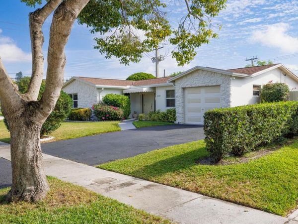 300 Michigan Place, West Palm Beach, FL 33409