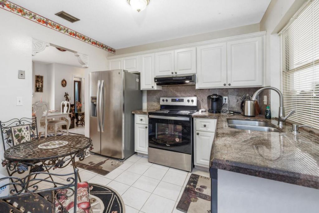 300 Michigan Place, West Palm Beach, FL 33409 Photo