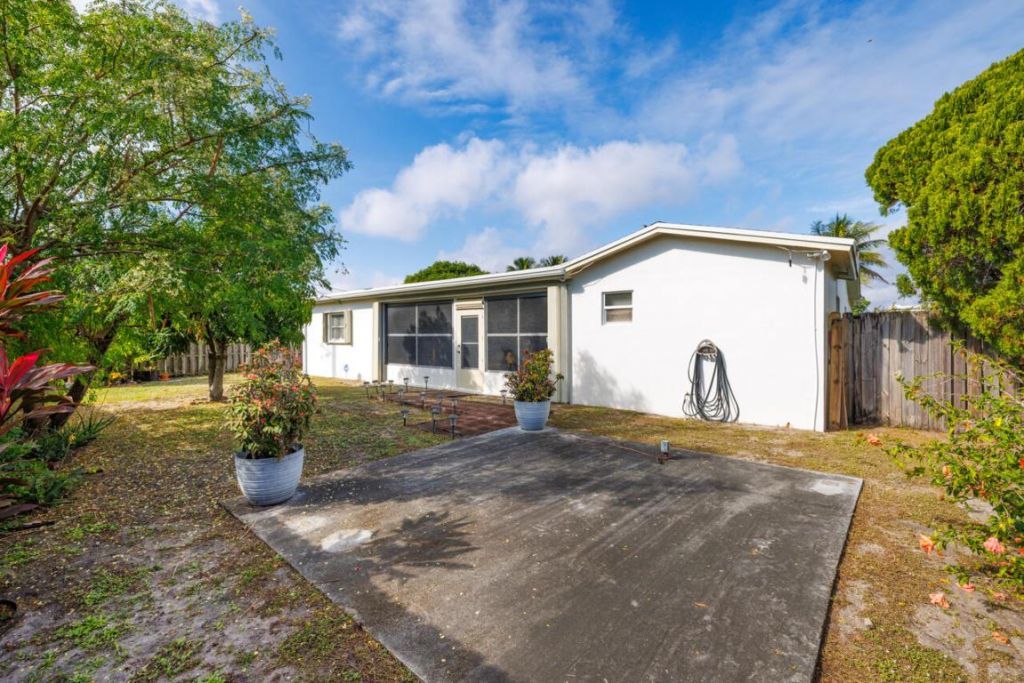 300 Michigan Place, West Palm Beach, FL 33409 Photo