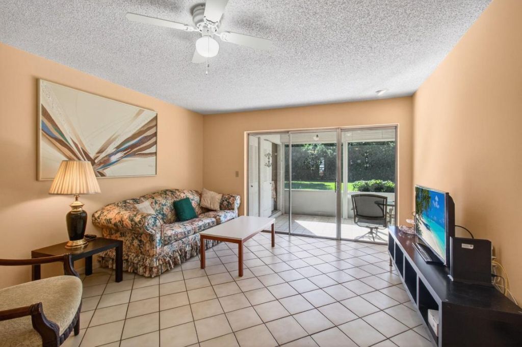 5368 Privet Place, Unit B, Delray Beach, FL 33484 Photo