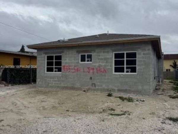 855-857 SW 1 ST , Florida City, FL 33034