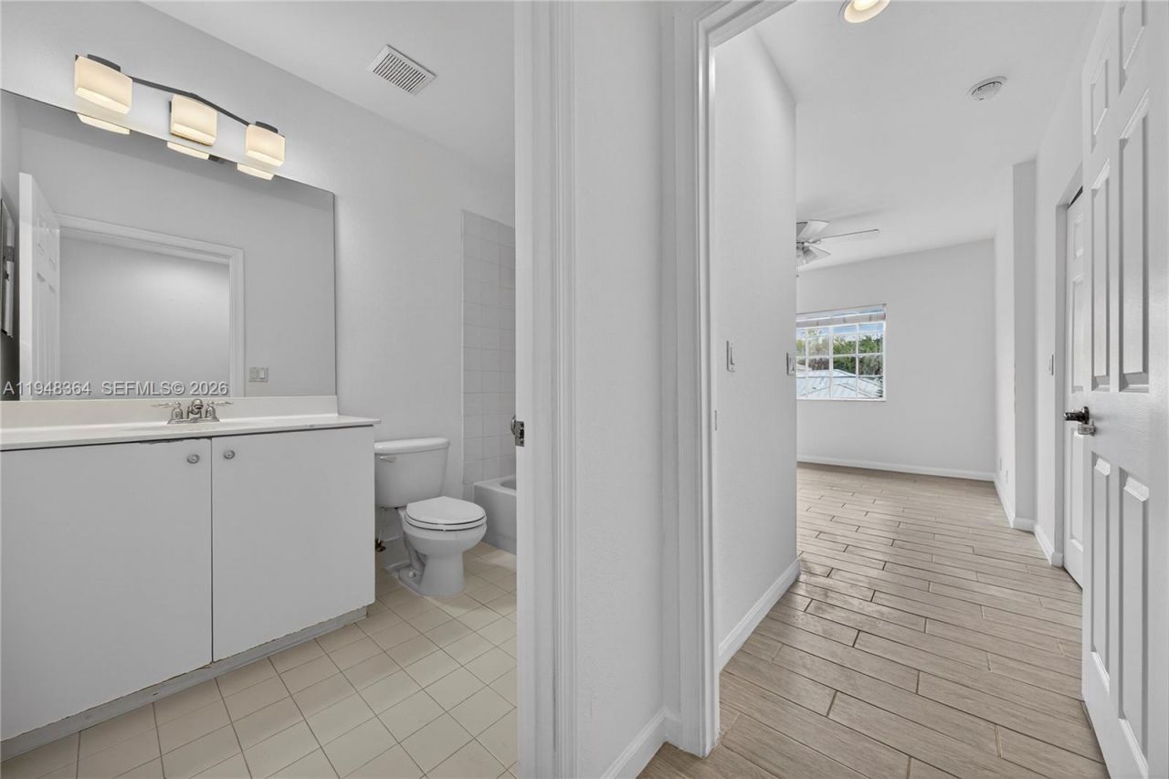 4645 SW 75th Way, Unit 4645, Davie, FL 33314 Photo