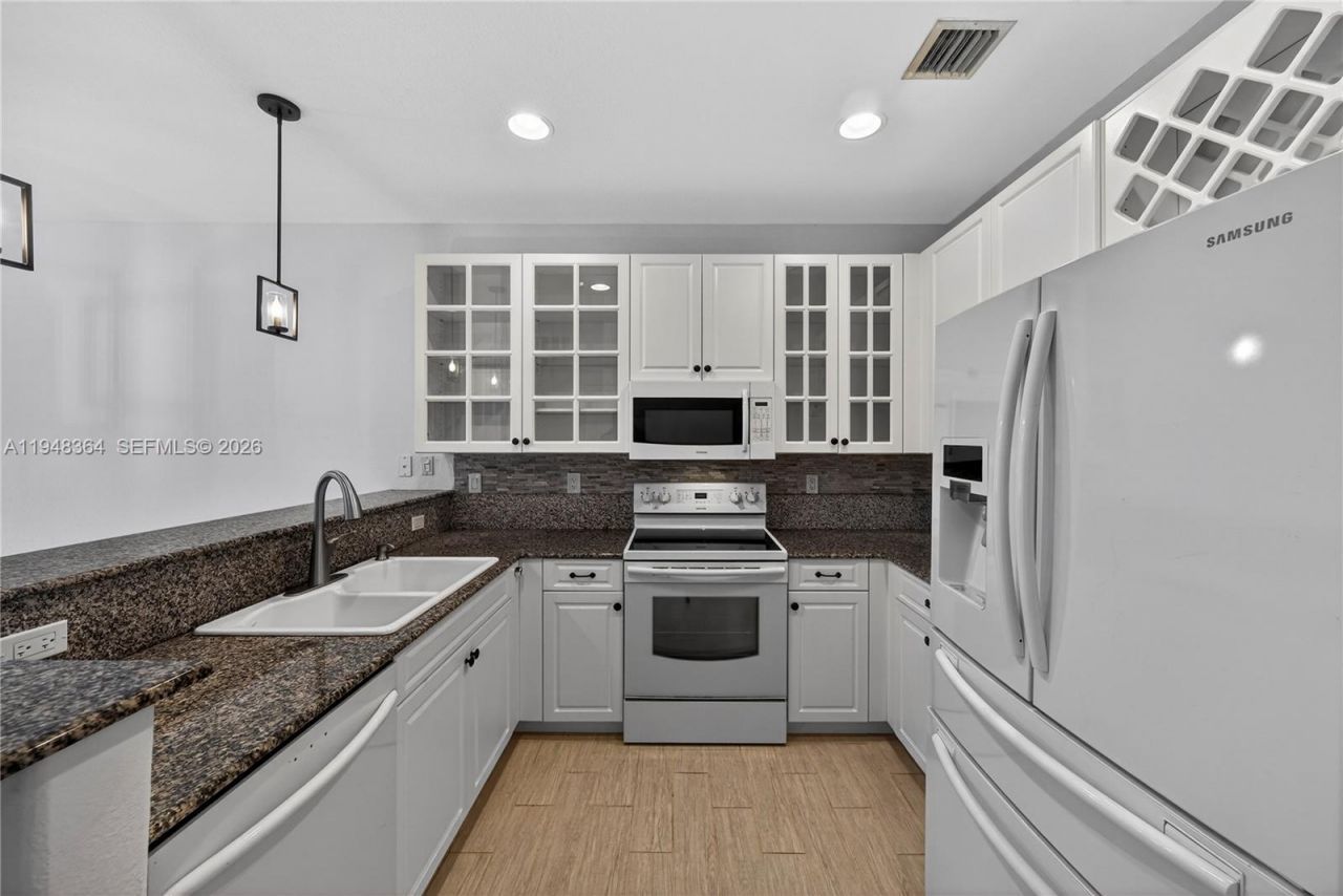 4645 SW 75th Way, Unit 4645, Davie, FL 33314 Photo