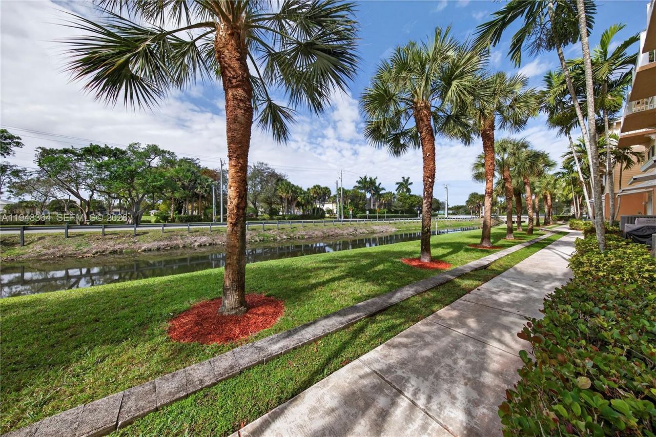 4645 SW 75th Way, Unit 4645, Davie, FL 33314 Photo