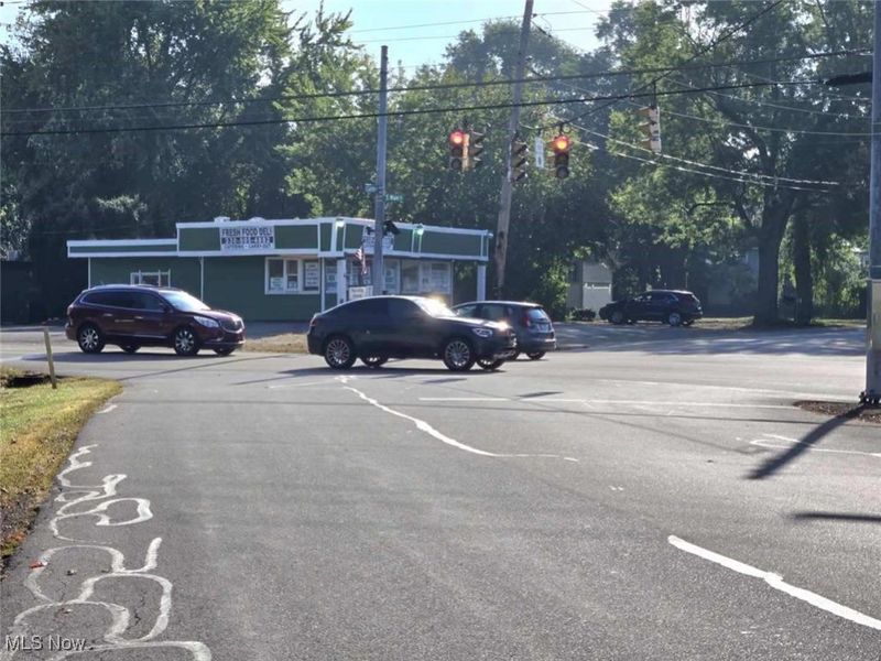 4881 S Main Street, Green, OH 44319 Photo 3