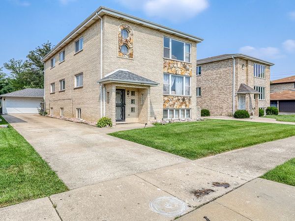 7912 Nordica Avenue, Burbank, IL 60459