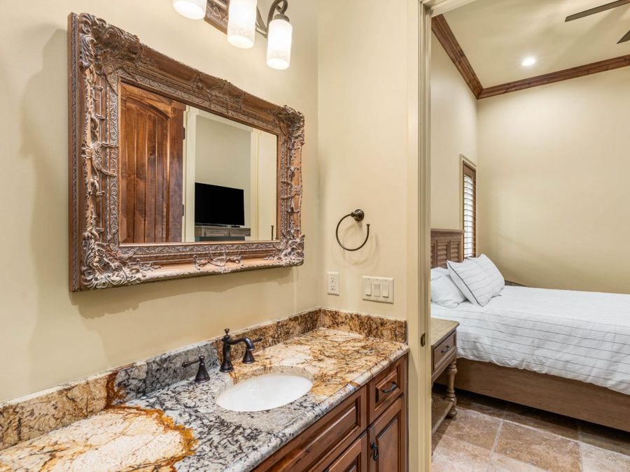 Property Image 70