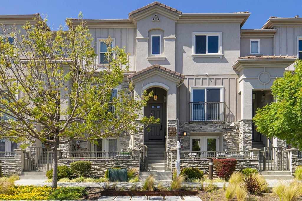 3918 Fossano Cmn, Fremont, CA 94538 Main Photo