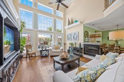 1527 Biltmore Dr. photo 4