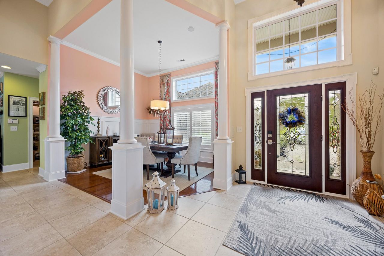 1527 Biltmore Dr. Photo 8