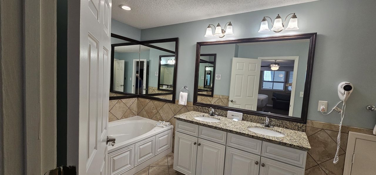 223 Double Eagle Dr. Photo 14