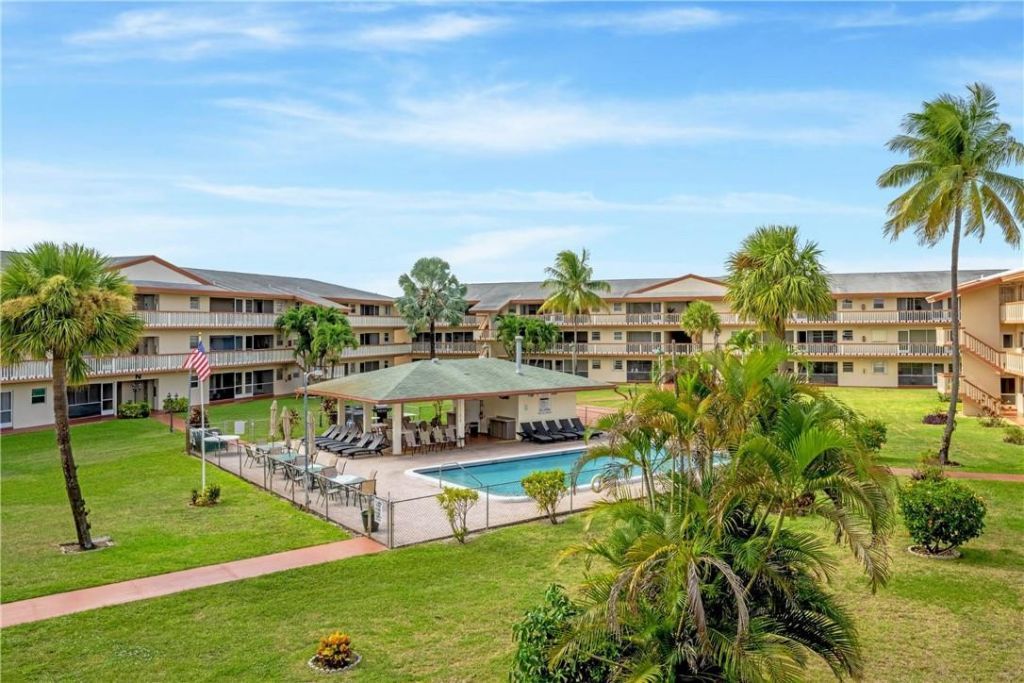 5300 Washington Street, Unit 108d, Hollywood, FL 33021 Photo