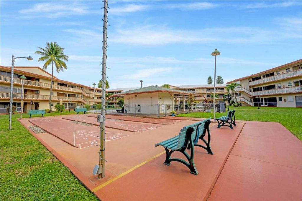 5300 Washington Street, Unit 108d, Hollywood, FL 33021 Photo