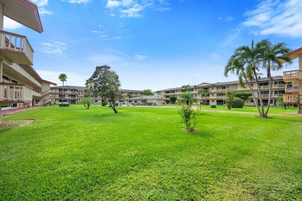 5300 Washington Street, Unit 108d, Hollywood, FL 33021 Photo