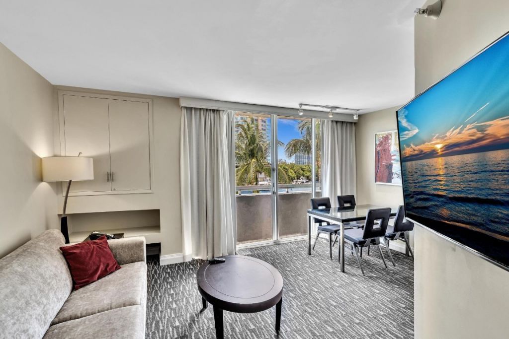 2670 E Sunrise Boulevard, Unit 326, Fort Lauderdale, FL 33304 Photo