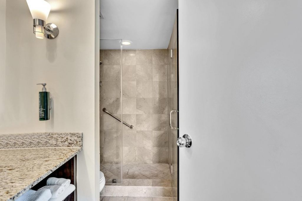 2670 E Sunrise Boulevard, Unit 326, Fort Lauderdale, FL 33304 Photo