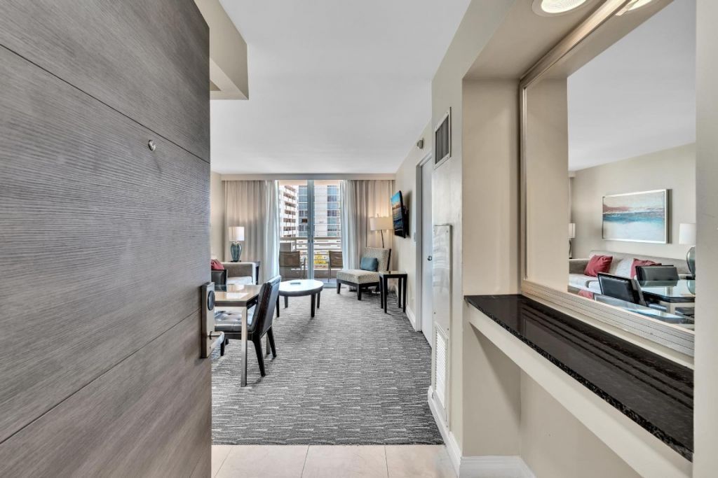 2670 E Sunrise Boulevard, Unit 607, Fort Lauderdale, FL 33304 Photo