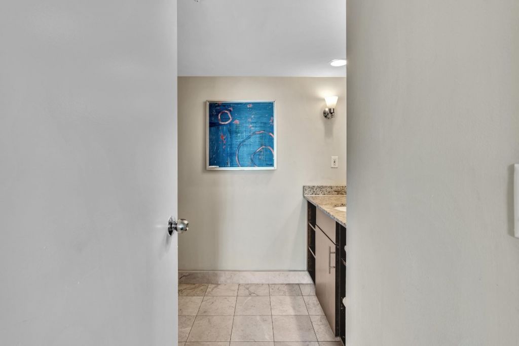 2670 E Sunrise Boulevard, Unit 607, Fort Lauderdale, FL 33304 Photo