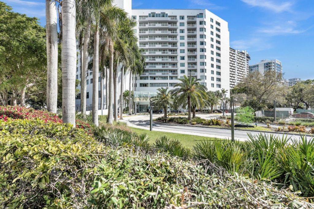 2670 E Sunrise Boulevard, Unit 607, Fort Lauderdale, FL 33304 Photo