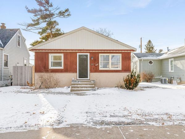 1612 Breda Avenue, Saint Paul, MN 55108