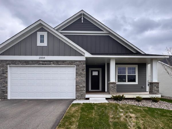 20104 Globe Drive, Lakeville, MN 55044