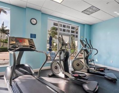 4001 S Ocean Dr, Unit 4M, Hollywood, FL 33019 Photo