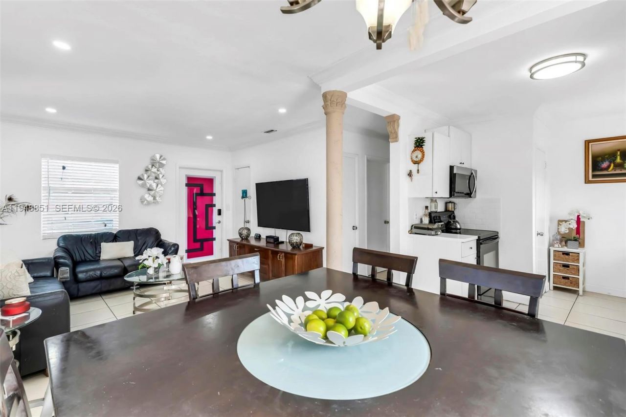 15330 NW 29th Ct, Miami Gardens, FL 33054 Photo