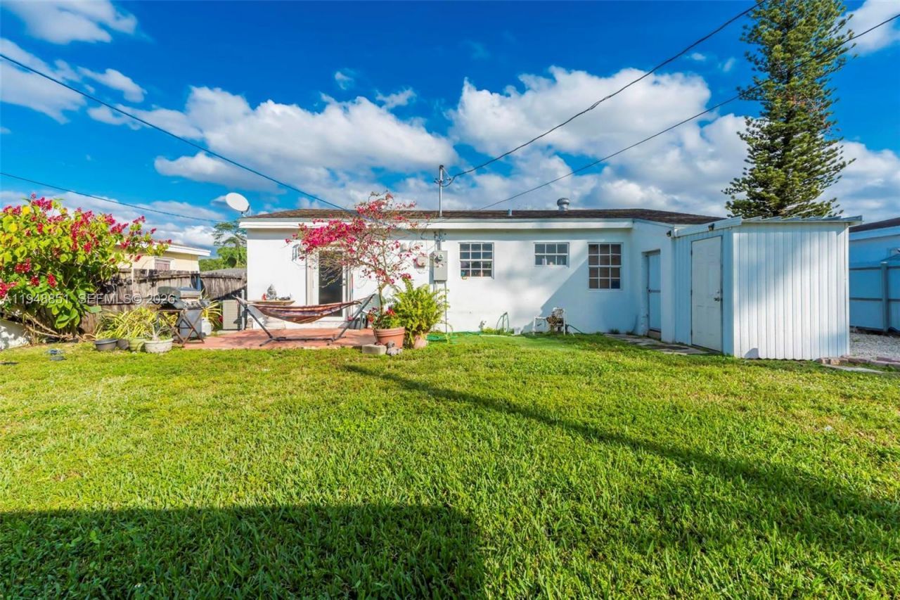 15330 NW 29th Ct, Miami Gardens, FL 33054 Photo