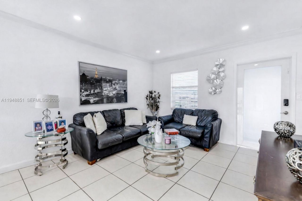 15330 NW 29th Ct, Miami Gardens, FL 33054 Photo