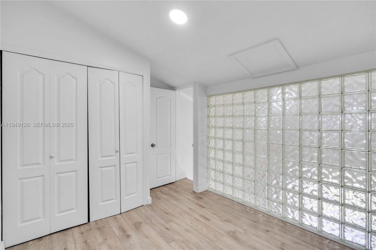 10257 NW 9th St Cir, Unit 207-10, Miami, FL 33172 Photo