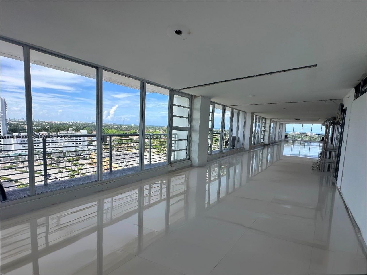 1720 Harrison St, Unit 17E-F, Hollywood, FL 33020 Photo