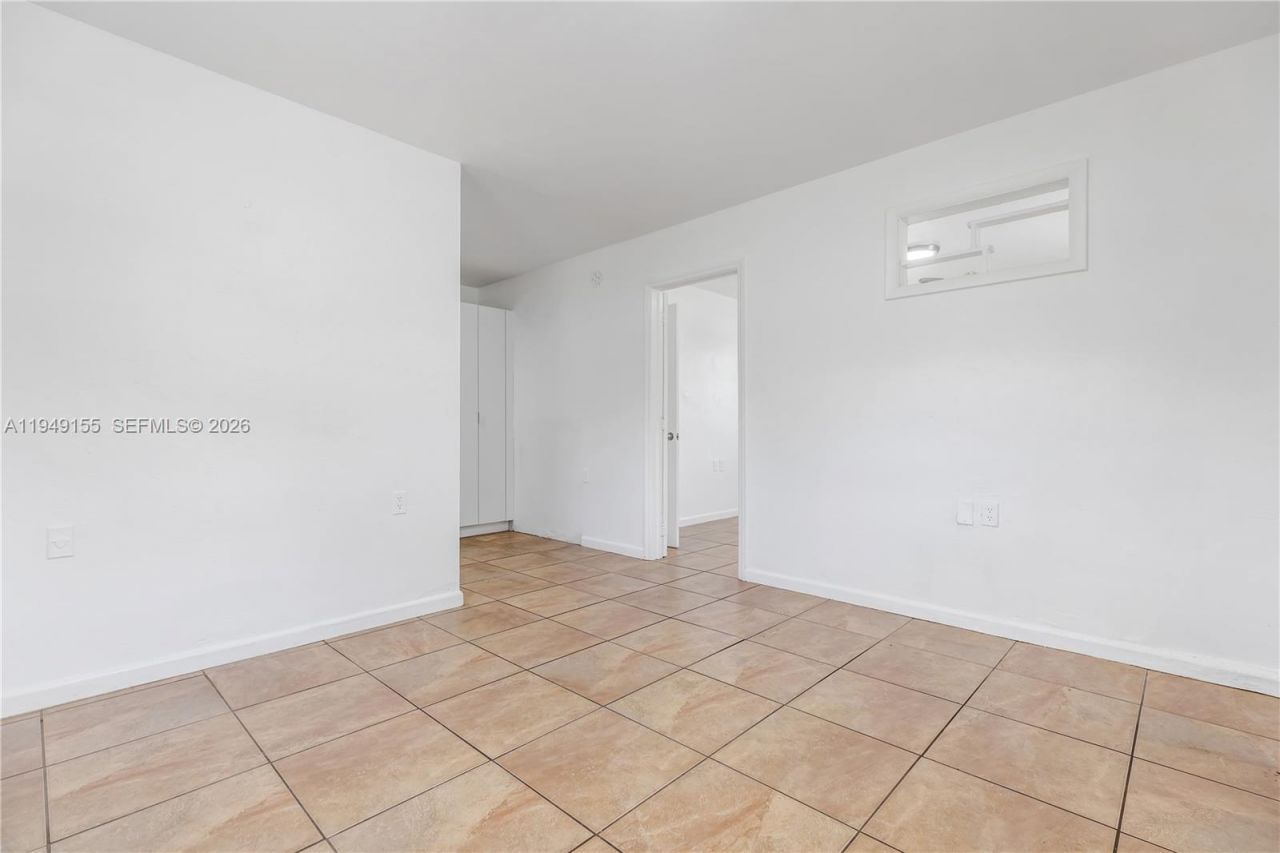 567 NW 90th St, Unit 3, El Portal, FL 33150 Photo